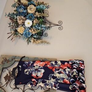 Donna Ricco Floral Cupcake Hem Scuba Sheath Stretch Dress. Size 2 NWT